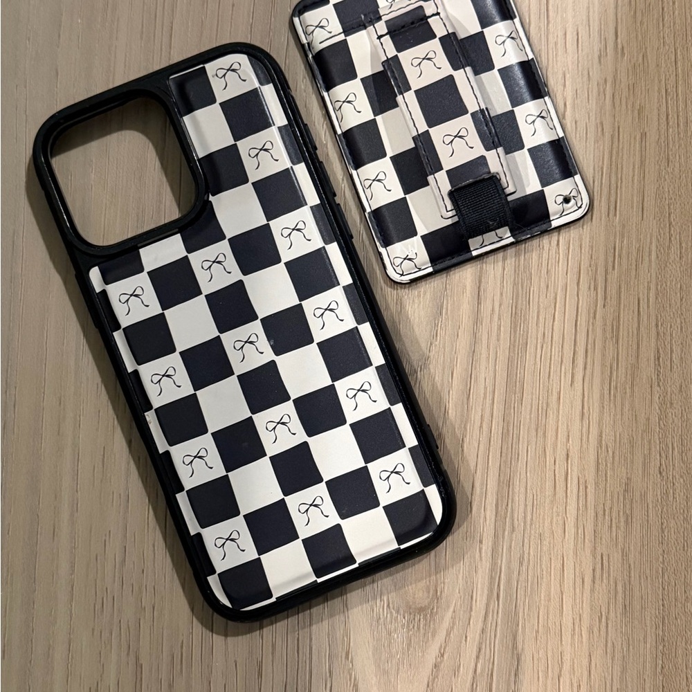 Walli Bow Noir Magnetic Case and Wallet Black and Cream iPhone 16 pro max Case - Picture 5 of 8